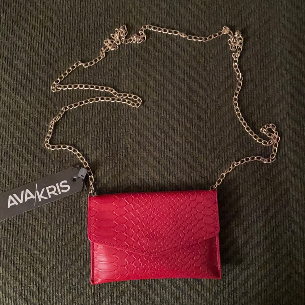 Red leather faux snakeskin clutch with goldchain